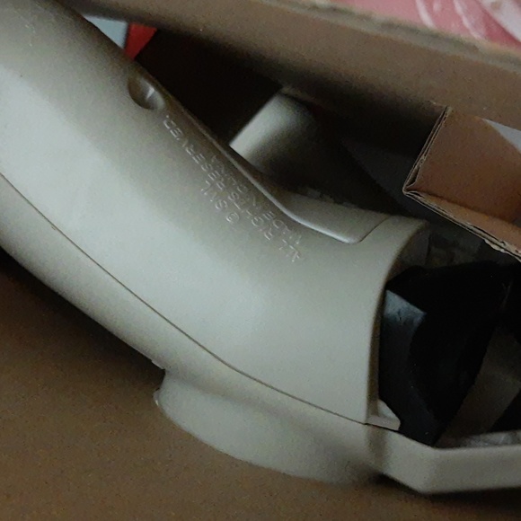 Star Wars Air Hogs RC Millennium Falcon OPEN BOX, BOX DAMAGE - Picture 7 of 15